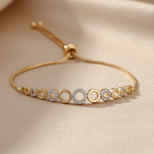 Elegant Circle Motif Round Lab Grown Diamond Bracelet