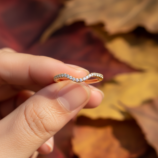 Whisper V Lab Grown Diamond Curved Band