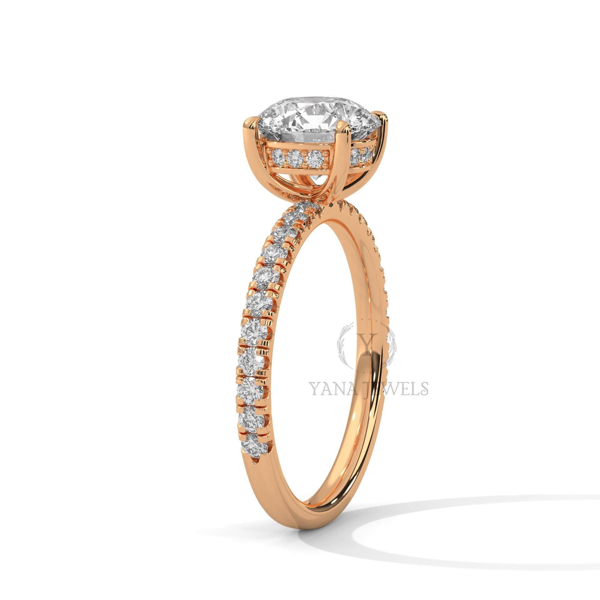 Round Cut Moissanite Engagement Ring