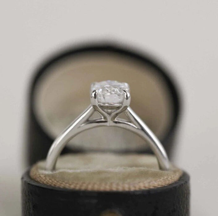 Oval Moissanite Engagement Ring