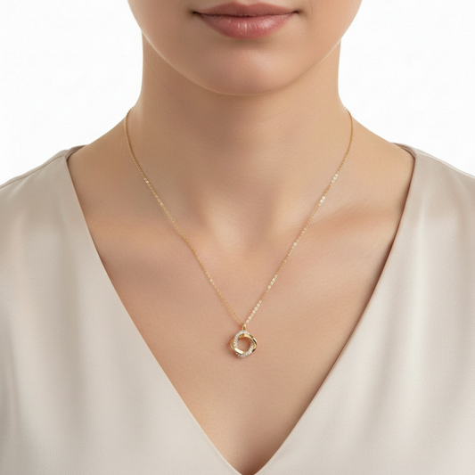 Interlocking Circle Moissanite Diamond Pendant in Yellow Gold