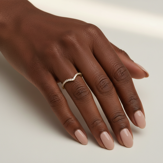 Aurelle V Moissanite Curved Diamond Band