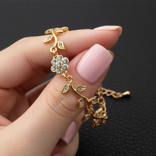 Women’s Flower Bracelet Round Cut Lab Grown Diamond