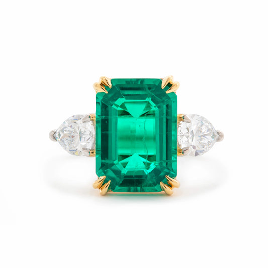 14K Gold Green Emerald  Three-Stone Ring with Moissanite Sides Pear Diamond engagement ring