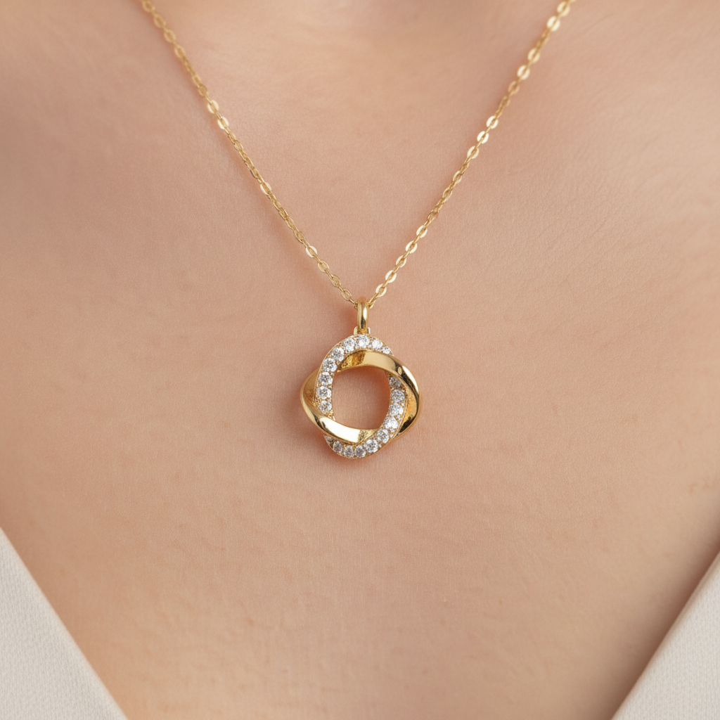 Eternal Unity Lab Grown Diamond Circle Pendant in Yellow Gold