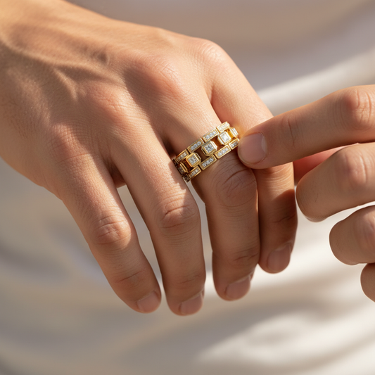 Monarch Square Moissanite Diamond Link Gold Ring (Copy)