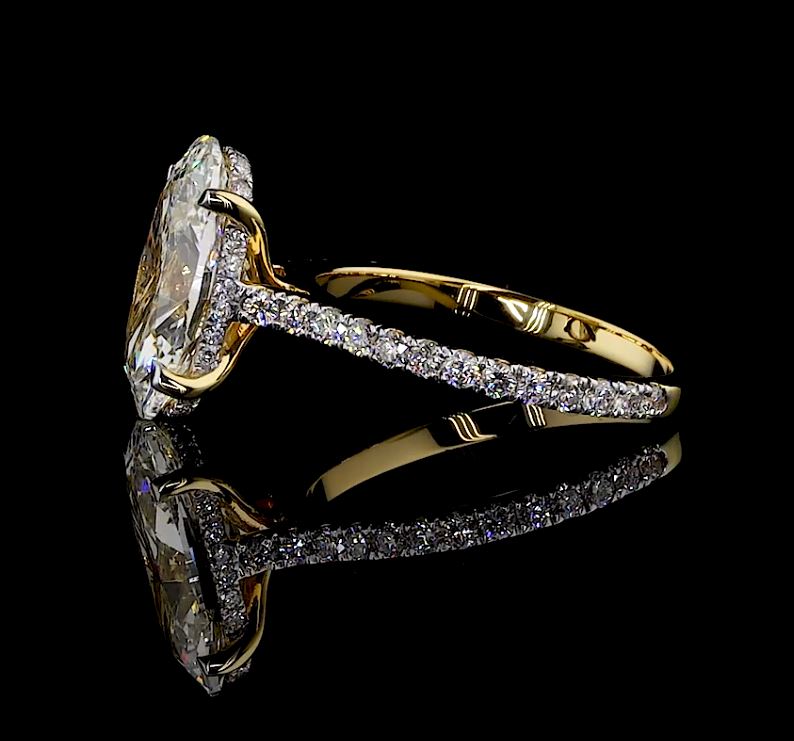 3.50Ct Oval Cut IGI Certified Lab Grown Diamond Ring in 18kt Gold