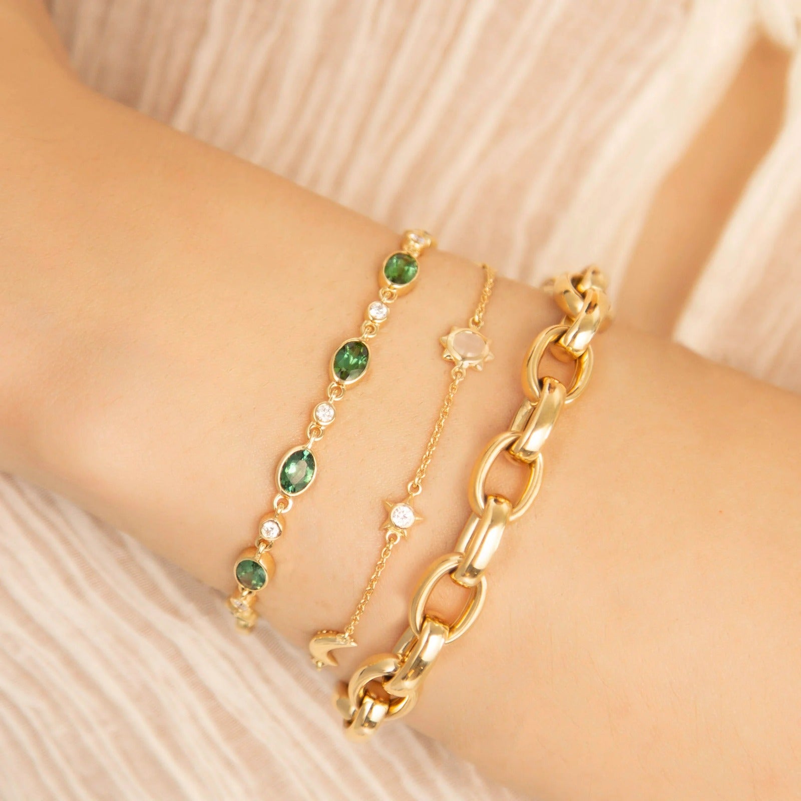 Green Tourmaline Tennis Bracelet in 18K Yellow Gold
