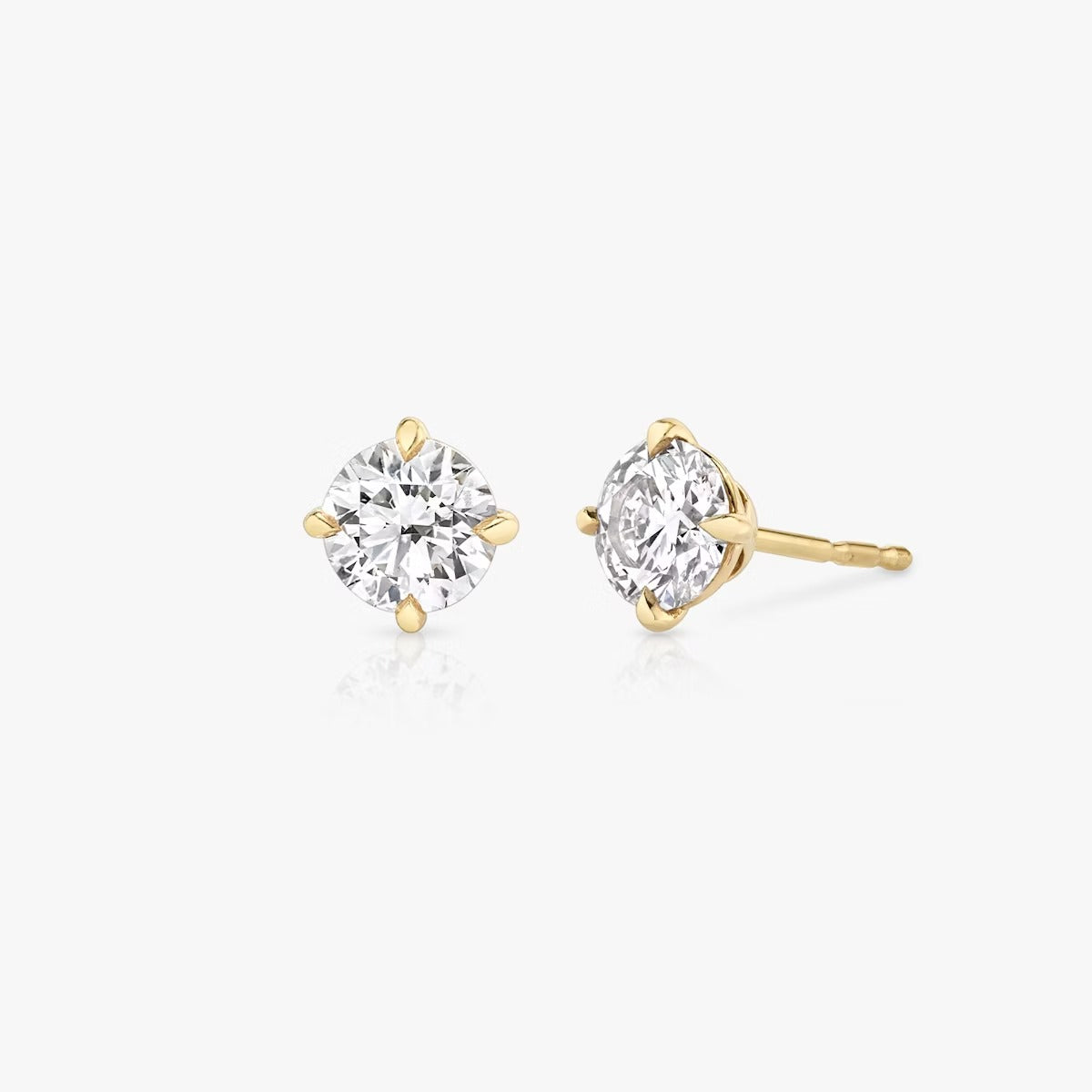 Solitaire Stud round earring