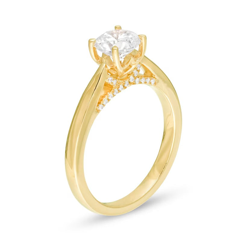 1 CT. Diamond Solitaire Tapered Shank Engagement Ring in 14Kt Gold