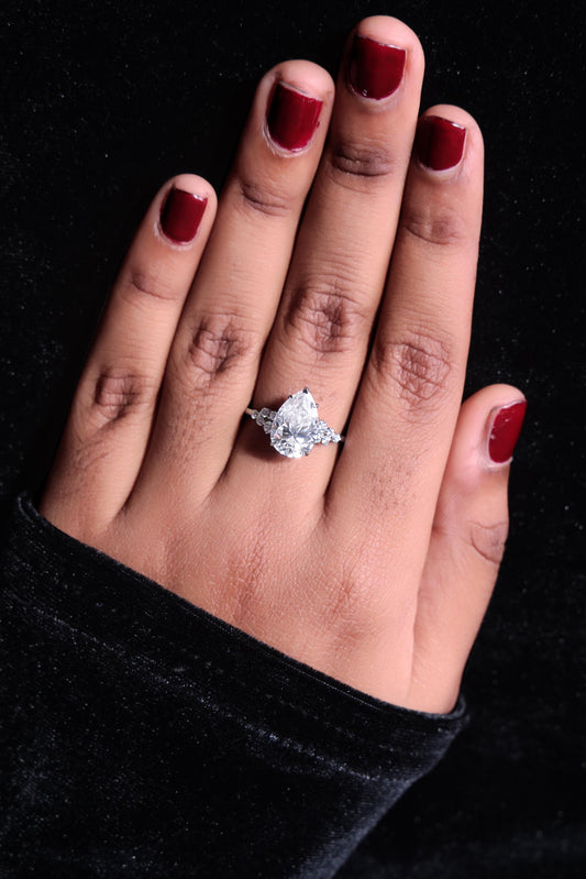 Pear Lab Diamond Ring